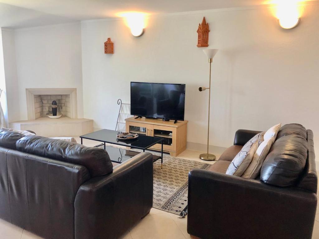 The Concierge - Moinho Sea Views & Pool Apartament *